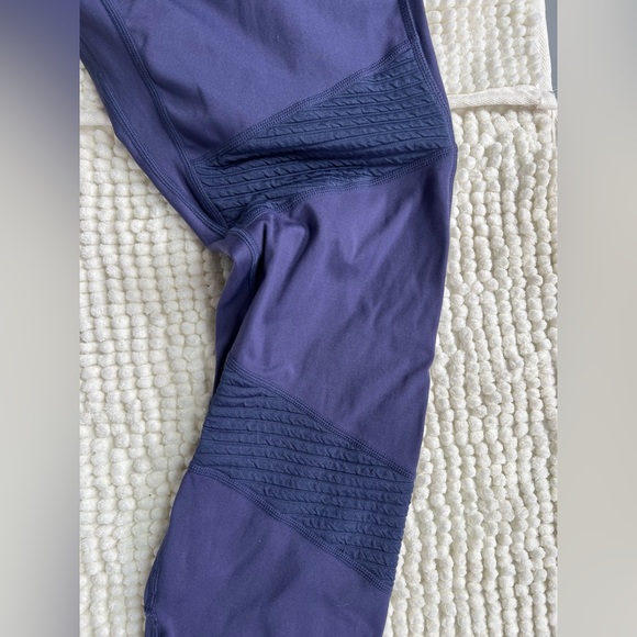 Fabletics Anywhere 7/8 Moto Leggings - Picture 4 of 6